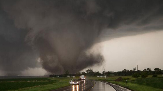 Более десяти человек стали жертвами торнадо в США