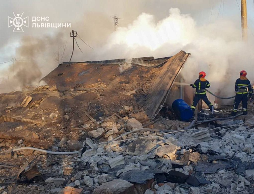 Украина заявила о крупнейшей воздушной атаке на страну