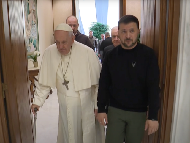 Зеленский нарушил нормы этикета на встрече с Папай Римским
