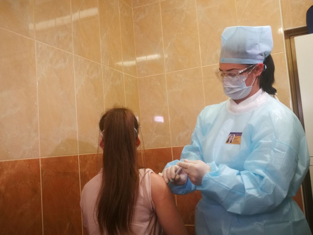 В Беларуси начались испытания российской вакцины от коронавируса