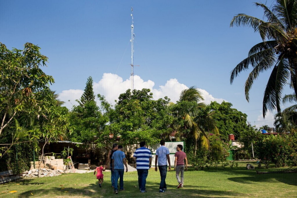 Выжить и переродиться на Кубе: уникальный островной интернет