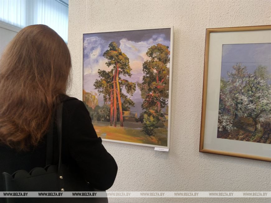 Юбилейная выставка художника-графика Николая Гурщенкова открылась в Бресте