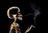 «Убийственные» картинки должны появиться на пачках сигарет до 17 марта