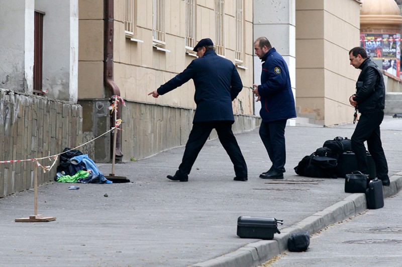 И снова взрыв. В Ростове взорвалась бомба в виде фонарика, пострадал один человек (ВИДЕО)