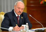 В Беларуси отменили сбор с тунеядцев. Лукашенко подписал обновленный «декрет о тунеядстве»