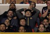 Диего Марадона попытался ударить фаната сопернической команды за оскорбления