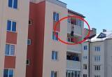 Мужчина упал с балкона 5 этажа в Березе (видео)