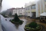 В Кобрине дождь затопил улицы, ветер повалил деревья