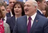 Лукашенко, Сумар и Марзалюк: белорусские чиновники покоряют своим вокалом
