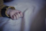 Мать во сне задавила свою новорожденную дочь