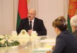 Лукашенко назвал ситуацию с коронавирусом психозом