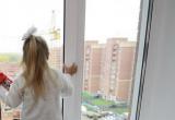 В Пинском районе из окна выпала 5-летняя девочка  