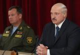 Лукашенко хочет прописать в Конституции обязательную службу в армии для президента