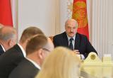 Лукашенко требует роста экономики среднемировыми темпами с 2021 года