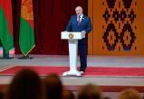 СМИ узнали о переносе послания Лукашенко к нации в преддверии выборов