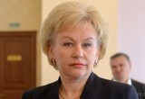 Минтруда РБ Ирина Костевич поделилась мнением о сокращении декретного отпуска
