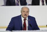 Лукашенко призвал вернуться к кнопочным телефонам