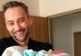 Дмитрий Шепелев стал отцом во второй раз и показал фото новорожденного