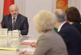 Лукашенко вновь напомнил о перерегистрации некоммерческих организаций