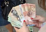 Средняя зарплата в Беларуси в июне составила 1433 рубля
