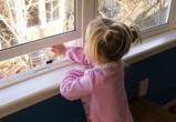Девятилетняя девочка выпрыгнула из окна в Минске