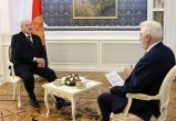 Лукашенко объяснил нападки ЕС на Беларусь желанием отвлечь от своих проблем