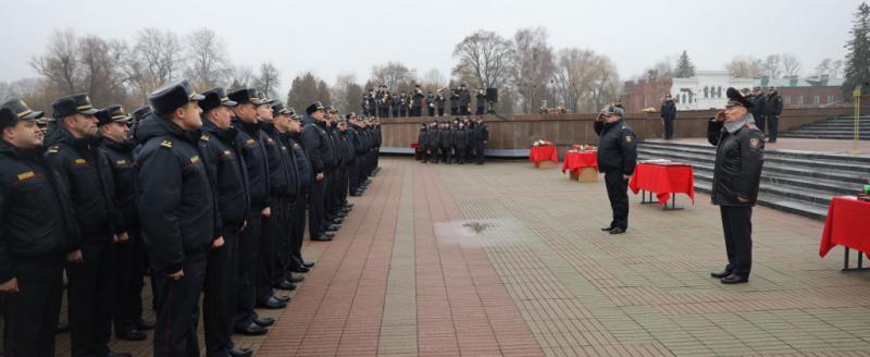 Около 150 сотрудникам милиции вручили награды в Брестской крепости