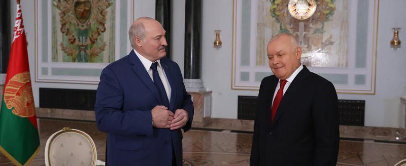 Лукашенко допустил возможность проведения досрочных президентских выборов в Беларуси