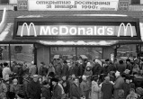 Миф шестой: «Макдональдс», джинсы и жвачка «развалили» СССР
