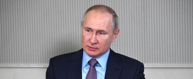 Путин счел непозволительными заявления о нахождении Беларуси на довольствии у России