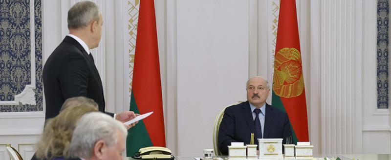 Лукашенко: референдум по Конституции пройдет во второй половине февраля