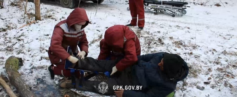 Двоих травмированных мигрантов из Сирии нашли на границе с Польшей