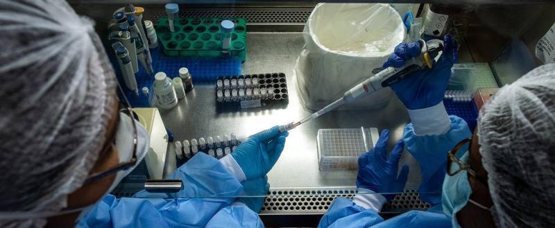 Новый штамм коронавируса обнаружили на юге Франции сразу у 12 человек