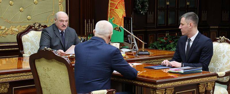 Лукашенко назвал главным приоритетом при строительстве жилья поддержку силовиков