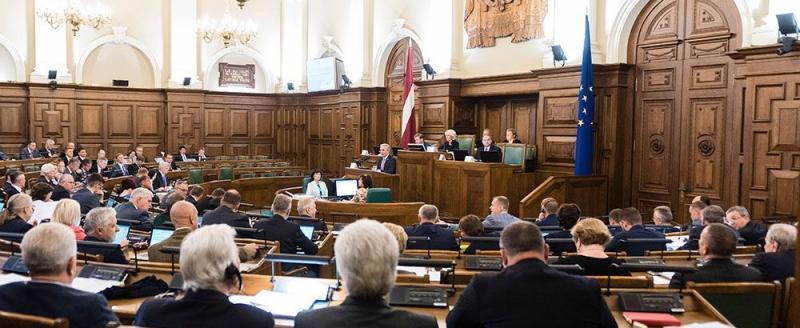 В Латвии приняли закон о лишении гражданства за поддержку войны