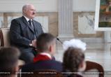 Лукашенко встретился с пионерами в честь 100-летия организации