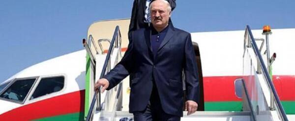 Александр Лукашенко прилетел в Сочи на переговоры с Путиным 