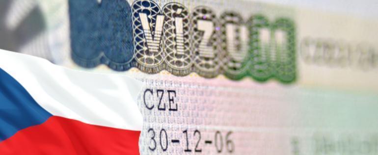 Чехия не будет выдавать визы гражданам Беларуси и России до апреля 2023 года
