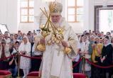 Патриарх Кирилл упал во время освящения храма в Новороссийске