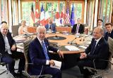 Путин назвал отвратительным зрелищем раздевшихся лидеров G7