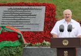 Лукашенко пообещал продолжить поддержку России в борьбе