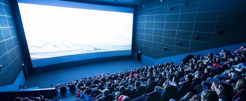 В России пиратские копии новых фильмов показывают уже 127 кинотеатров