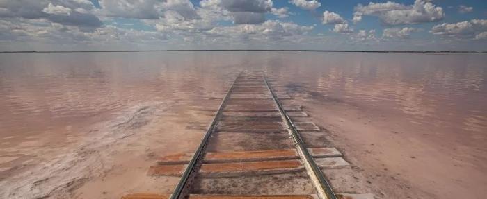 Озеро Бурсоль - «марсианская» изюминка Алтайского края