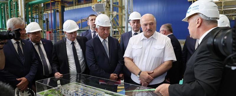 Лукашенко потребовал спасти от банкротства Миорский металлопрокатный завод