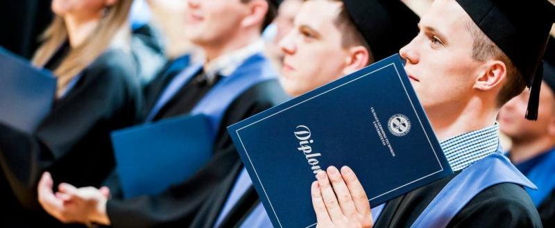 Правительство Беларуси приняло постановление о порядке признания иностранных документов об образовании