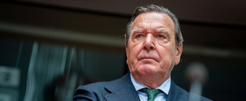 Бывший канцлер Германии Шрёдер подал в суд на Бундестаг