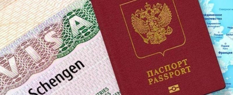 Глава МИД Литвы Ландсбергис предложил лишить граждан России туристических виз в Европу