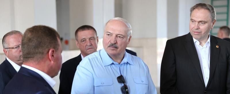 Лукашенко поручил до максимума заполнить хранилища белорусскими овощами