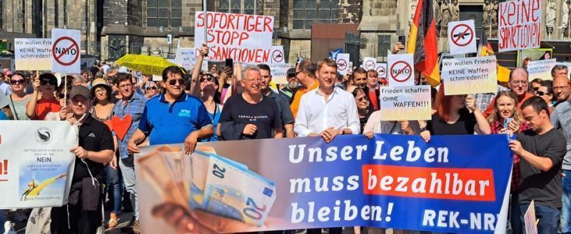 В Германии прошла акция протеста против антироссийских санкций и помощи Украине