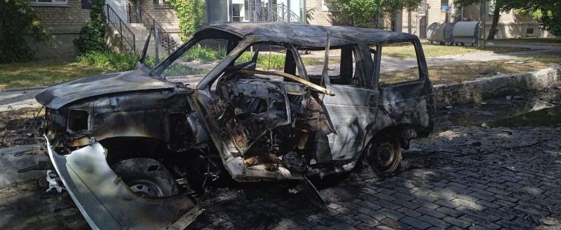 В центре Бердянска взорвали автомобиль коменданта города